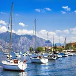 Residenza Rocca Del Lago 2 - Happy Rentals