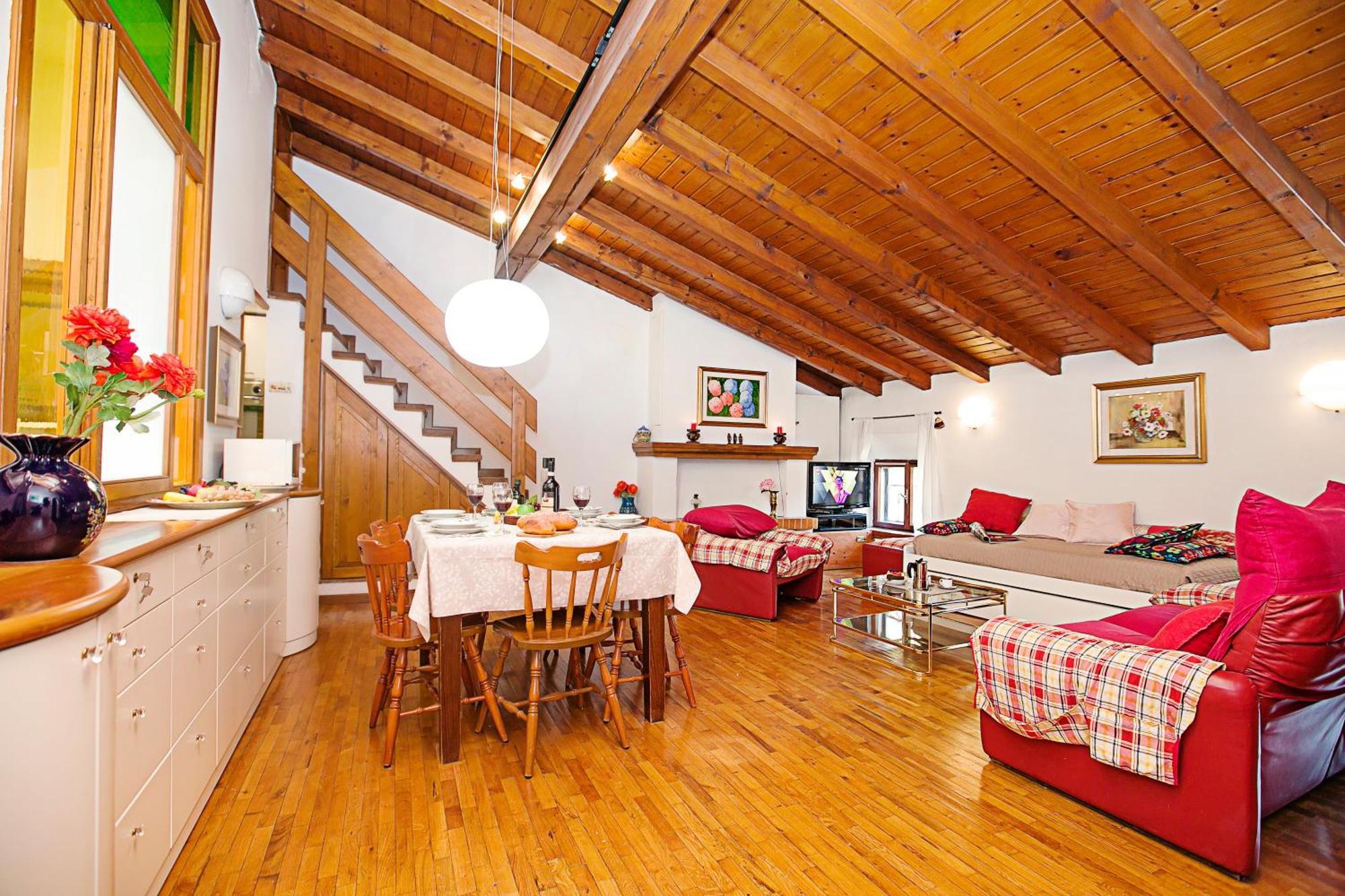 Residenza Rocca Del 2 - Happy *